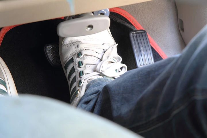 revisar elementos del coche