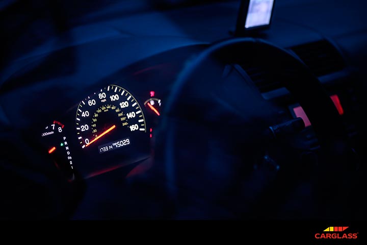 cuadro de mandos del coche