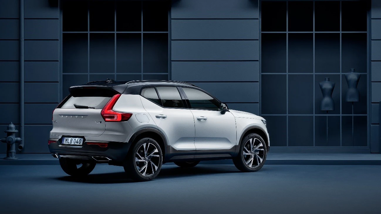 Coche suv gris