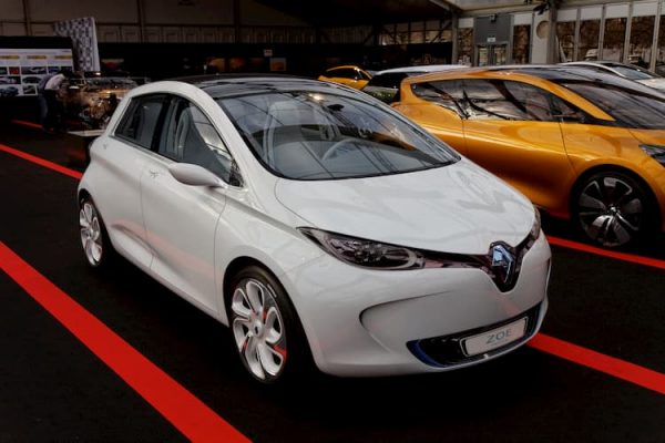 Los coches eléctricos más baratos: Renault Zoe.