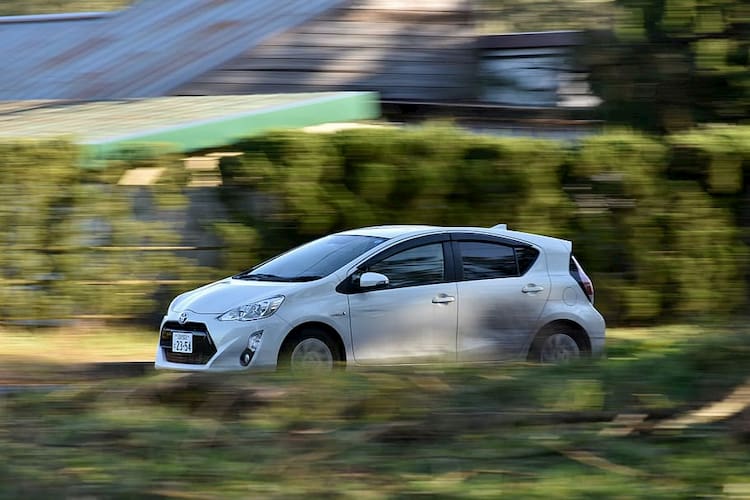 Cómo funciona un coche híbrido | Carglass