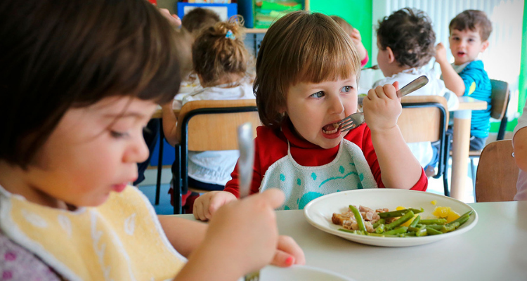 Apoyo a las becas comedor de Educo desde Carglass