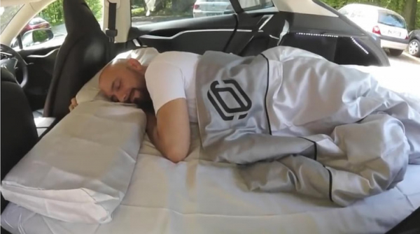 Coches con asientos abatibles dormir en el coche