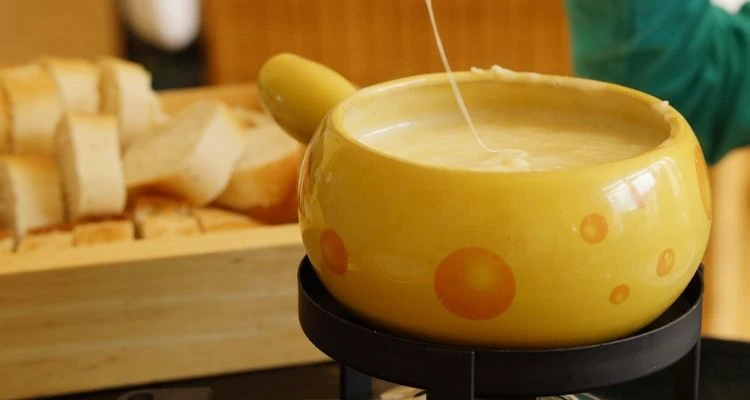 Fondue Queso Suiza