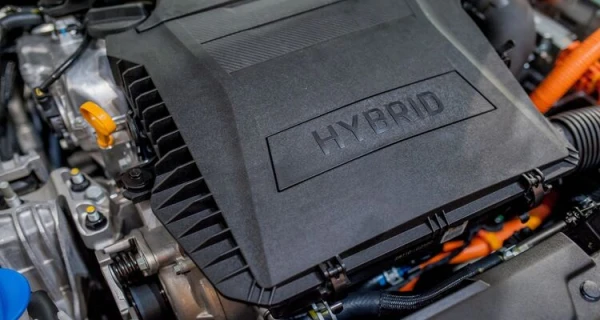 Motor hibrido o hibrido enchufable
