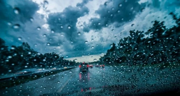 Consejos para conducir con lluvia