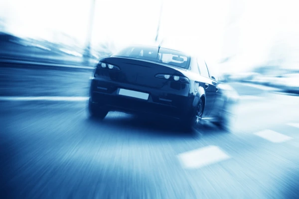 Retirada de puntos por velocidad: coche con exceso de velocidad