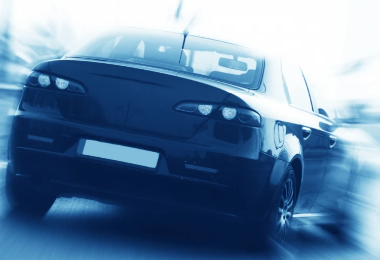 Retirada de puntos por velocidad: coche con exceso de velocidad